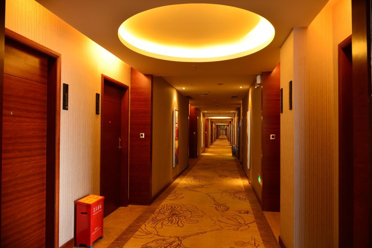 Spring Bay Boutique Hotel Shenzhen Exterior photo